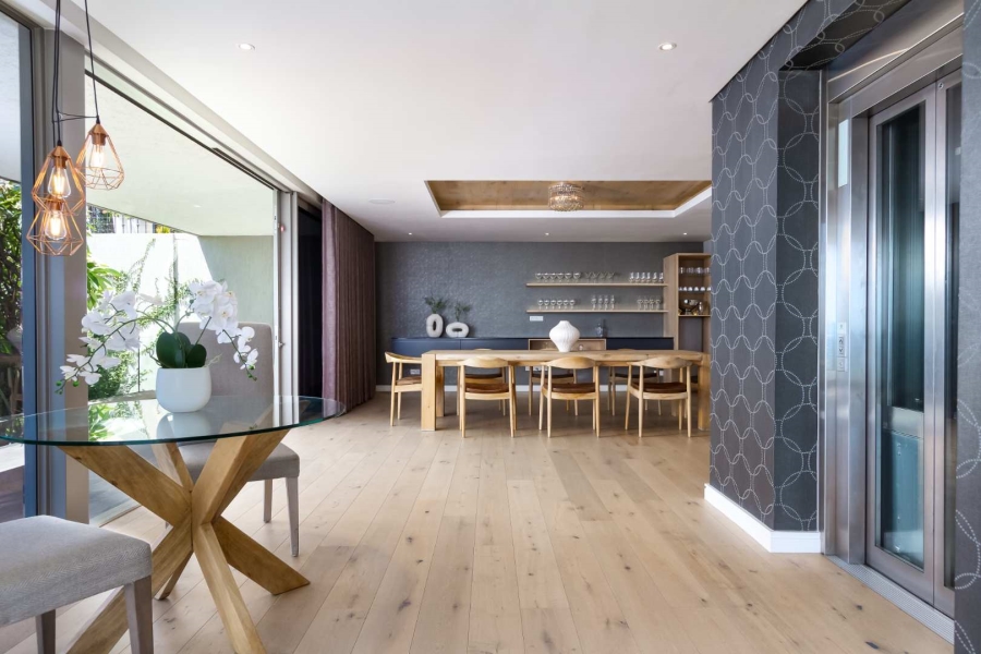 5 Bedroom Property for Sale in Fresnaye Western Cape